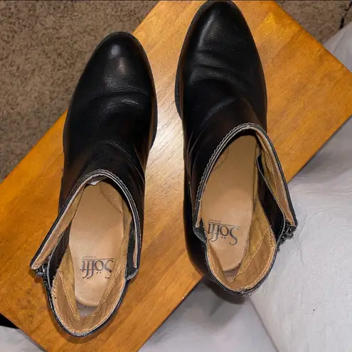 Sofft Women's Wera Boot Black Leather Block Heel Side Zip Bootie Size 10