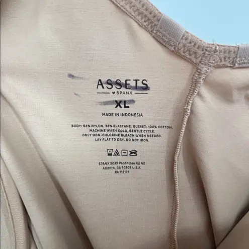 ASSETS BY SPANX Flawless Finish Shaping Cupped Bodysuit Women’s Size XL NWT! Tan