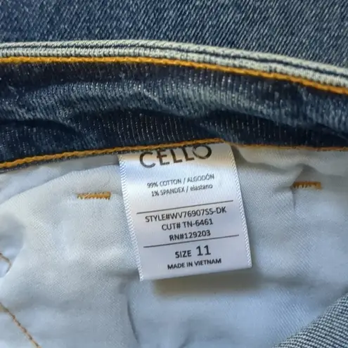 Cello  distressed high rise straight jeans size 11