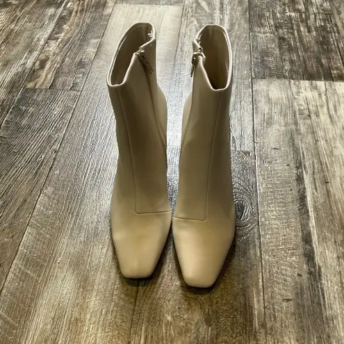 Alfani Elegant Cream Ankle Boots Size 8