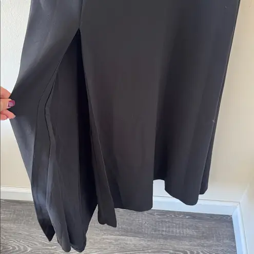 Halston Heritage HALSTON NAVI LUXE CREPE GOWN, Size 2,
$595.00