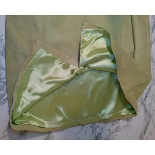 Terry Lewis Casual Luxuries Green Suede Leather Skirt Size 16 NWT