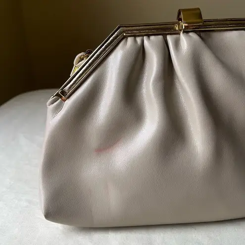 Vintage Taupe Leather Frame Clutch Shoulder Bag Gold Hardware 70s Evening Purse Tan