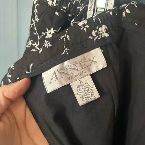Casual Corner Black and White Floral Pencil Skirt | Size 1X
