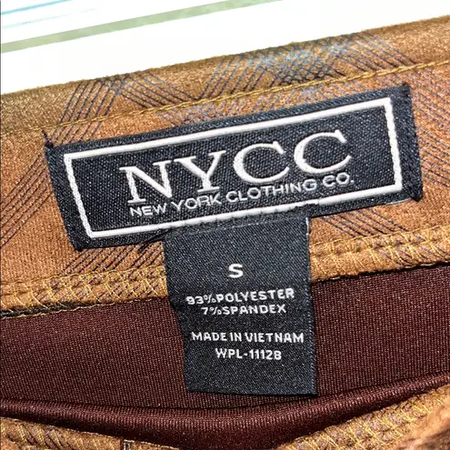 Vintage Brown Plaid Button