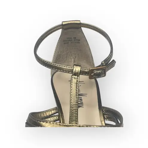 Neiman Marcus π€ T-Strap Stiletto Heeled Sandal π€ Metallic Gold Leather π€ 8M