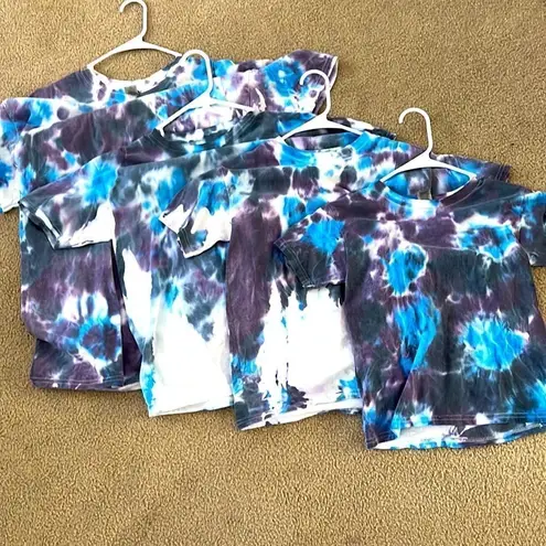 Gildan Starburst Tie Dye Family T-shirts- Set of (4) Family Blue, Purple & White NEW