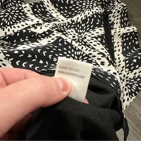 Yumi Kim 9-5 100% Silk Black & White Dimond Geometric Wrap Mini Dress Size S