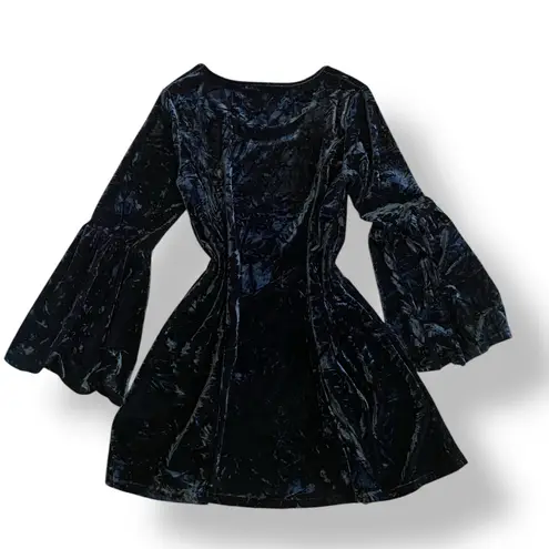 Aryeh Crushed Black Velvet Bell Sleeve Dress Womens Size L Goth Grunge