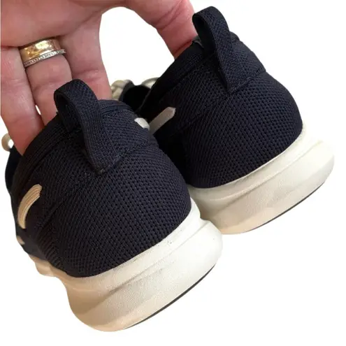 EUC VIVAIA Pro Hybrid Boat Shoes Navy
Size 11