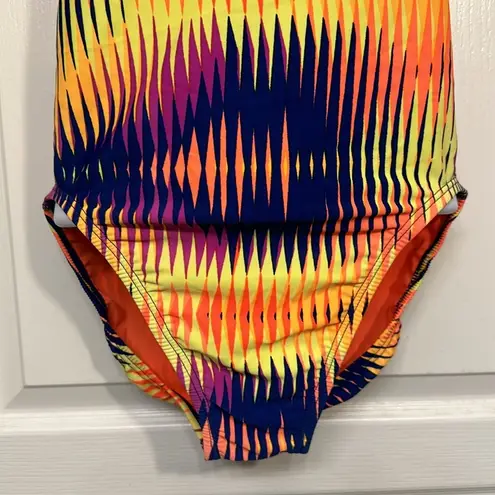 Nike Women's  Shutter Multicolor Orange Navy Purple Swimsuit Size 10 EUC #2634