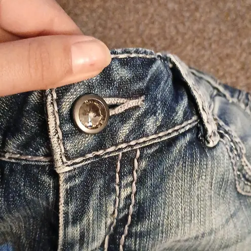 Rock & Roll Cowgirl low rise capris size 32