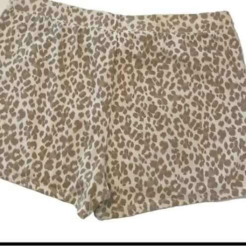 Old Navy  Womens Leopard/Cheetah Print lounge shorts white & tan Shorts Size XXL