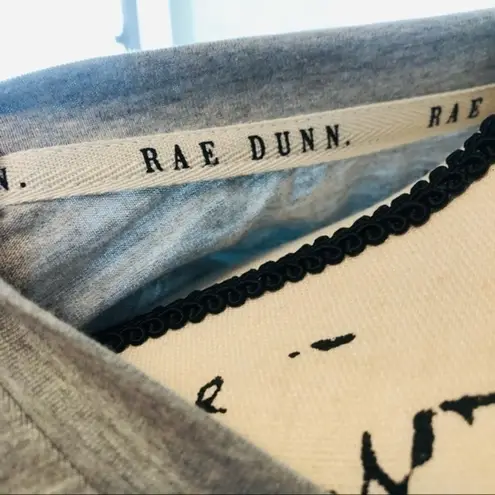 Rae Dunn 🕶  crop top tshirt​​​​​