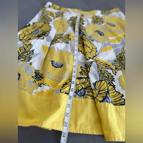 EUC George Sz: 12a Yellow Navy Blue Gray Floral Tropical Lightweight Midi Skirt. Size undefined