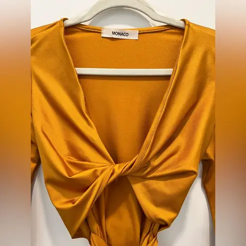 Gold/Mustard Monaco Long Sleeve Spandex Dress Size 4 Yellow