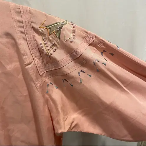 Groovy pink vintage 80’s embroidered shoulder beaded button silk blend shirt Size 10