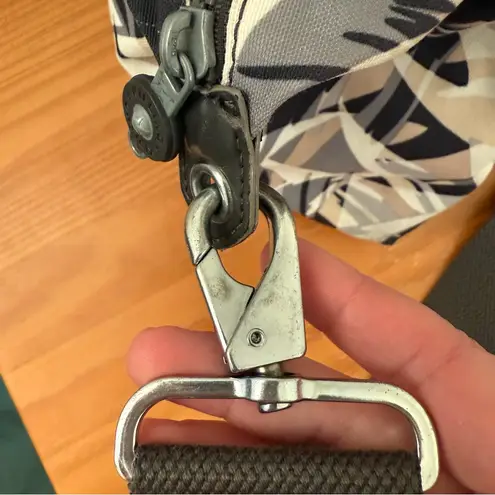 Kipling  Kala Mini Handbag Urban Palm Print - Image 4