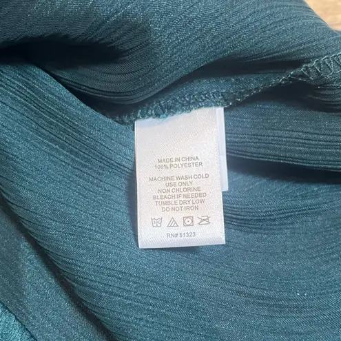 CeCe Ponderosa Pine Green Ruffle Blouse XS NWT