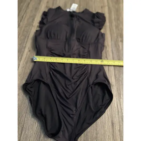 Anne cole Women's One Piece Swimsuit Size 6 Black