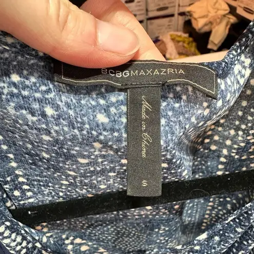 BCBG Maxazria Parisian blue dress textured denim print Asymetrical small urika