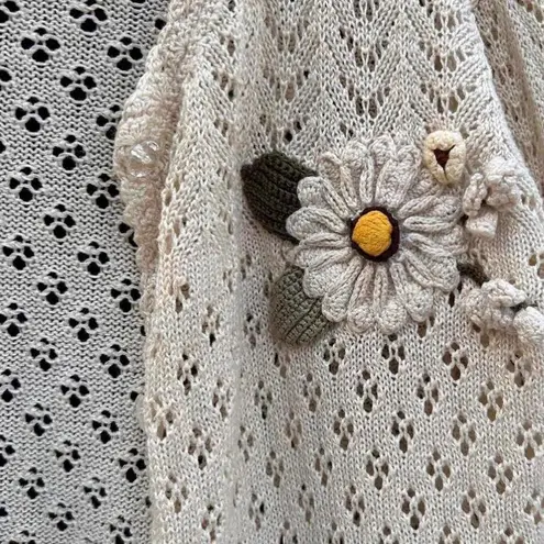 Cottage core vintage daisy flower child cream crotchet knit 3d daisy cardigan S White
