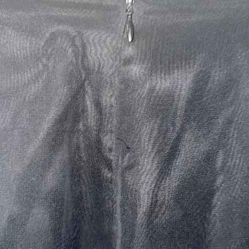 Elegant Drama Black tulle gored maxi skirt. Back zipper.Lined. Size 6.