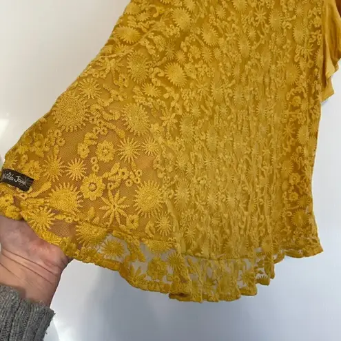 Matilda Jane Bocce Ball Lace Accent Top Mustard Yellow Lace Back Short Sleeve M