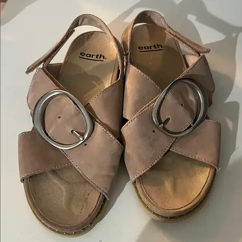 Earth Women’s Sandals Grove Ambrosia Size 8 Adjustable Back strap buckle Tan