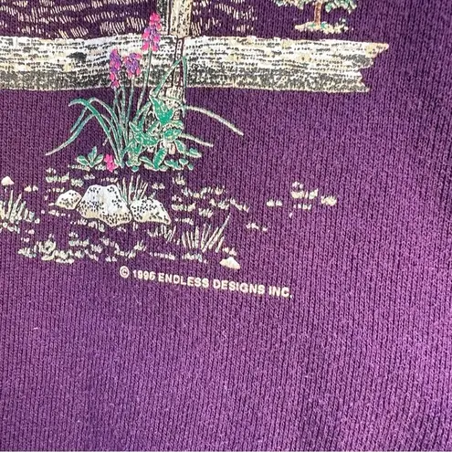 90s Spring Grannycore Cottage Sweatshirt Robin on Fence Bitteroot Farm scene Purple Size L