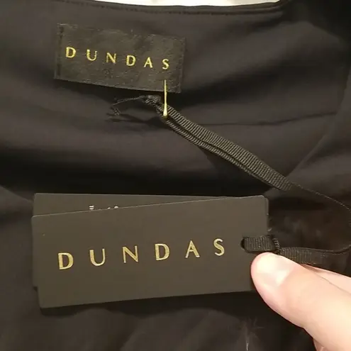 💕DUNDAS💕 Noor Logo Long