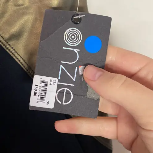 Onzie athletic splice Capri leggings in black khaki combo size S / M