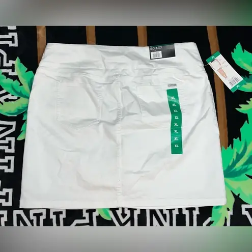 NWT! S.C. & Co. Womens Casual Denim Skort White Size XL