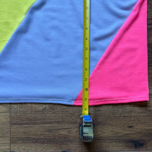 BiBi Women’s Oversized Color Block Rolled Short Sleeve T Shirt Size Medium NWT Pink