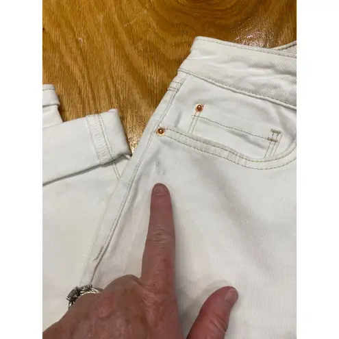 INC International Concepts Straight Jeans Womens 6/28 White Denim Mid Rise B61 Size 26