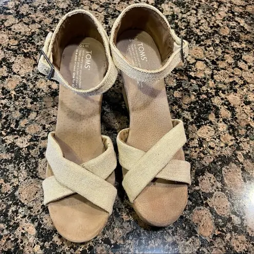 Toms  Tan Canvas Cork Wedges Size 10