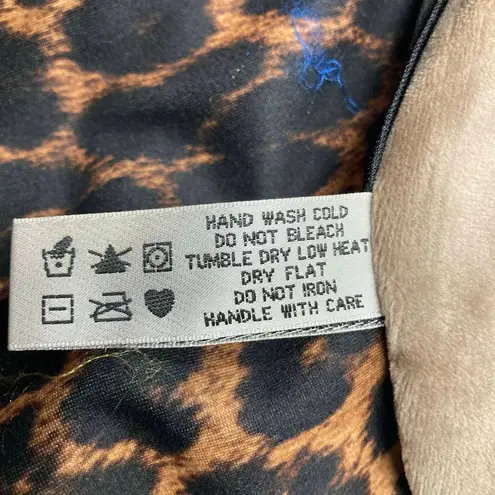 ORIGINAL USA B2B WOMEN’s FASHION Animal Print Poncho Cape w/Tassels Brown Size undefined