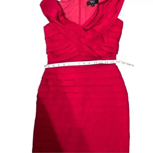 Tadashi Shoji Tadashi Collection Berry Raspberry Flutter Bandage Sweetheart Neck Size M
