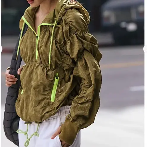 Free People NWT  Happy Camper Pullover in Martini