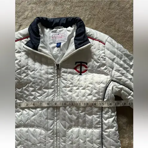 Genuine Merchandise Women’s Puffer‎ Jacket Full Zip Twins Embroidered Sz M