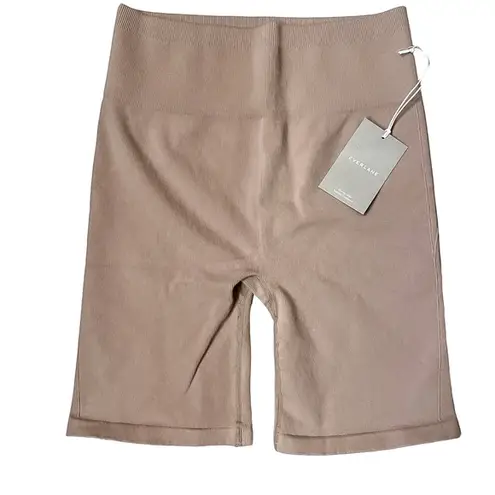 Everlane  Beige The Seamless Bike Short In Burnt Sugar