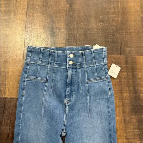 Free People NWT  We The Free Jayde High-Rise Flare Jeans Size 28