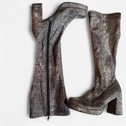 90s MUDD snake print platform boots Gray Size 6.5