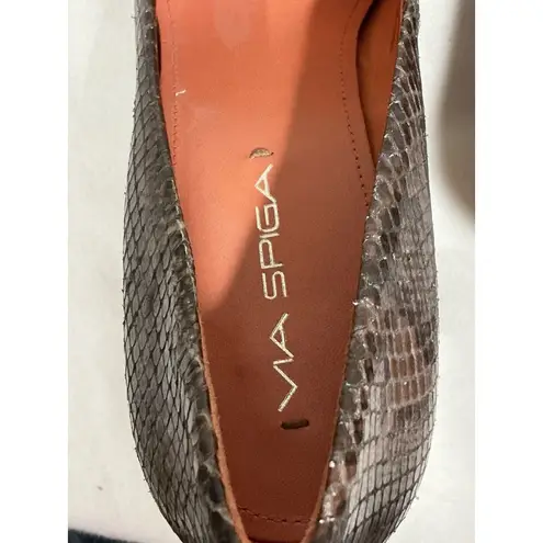 Woman’s Via Spiga Brown Snakeskin Platform Heels Slip On 6.5 M Brown Leather