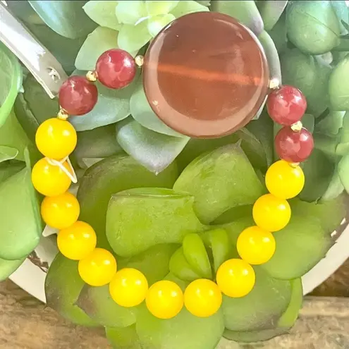 Barse yellow Jade and agate stretch bracelet