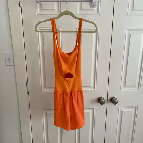 Chic Orange Cutout Athletic Romper Size L