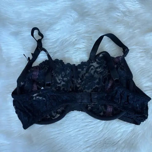 La Costa Spa Vintage Sold Black Lace Bra with Small satin bows