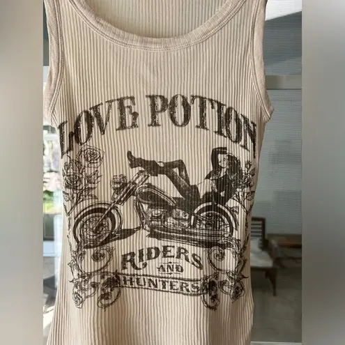 Gypsy Spell and the  love potion tank top XXS