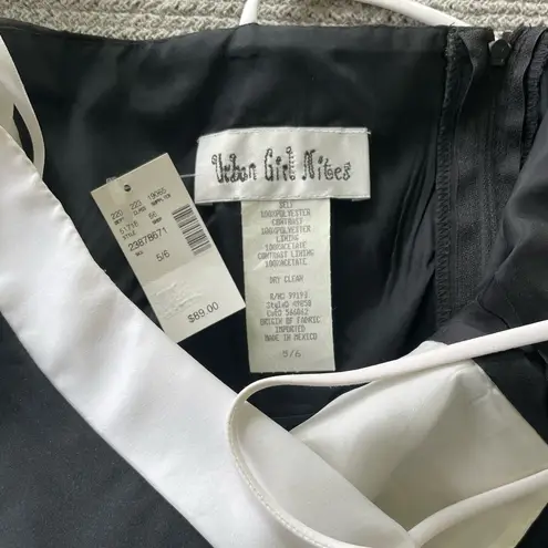 Vintage 90’s Formal Dress Black and White Stripe Floor Length Gown Size 5/6 NWT