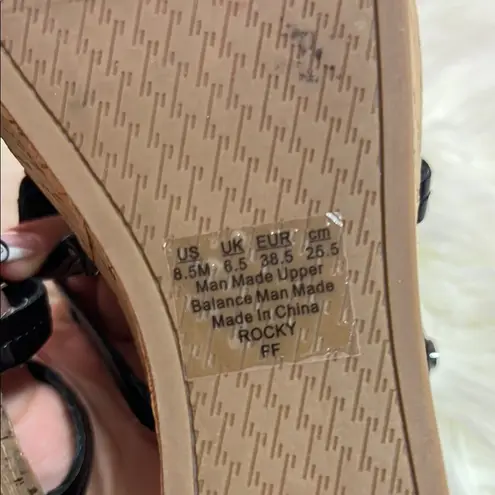 Circus by Sam Edelman Women's Rocky Platform Wedges Black. Size 8.5M